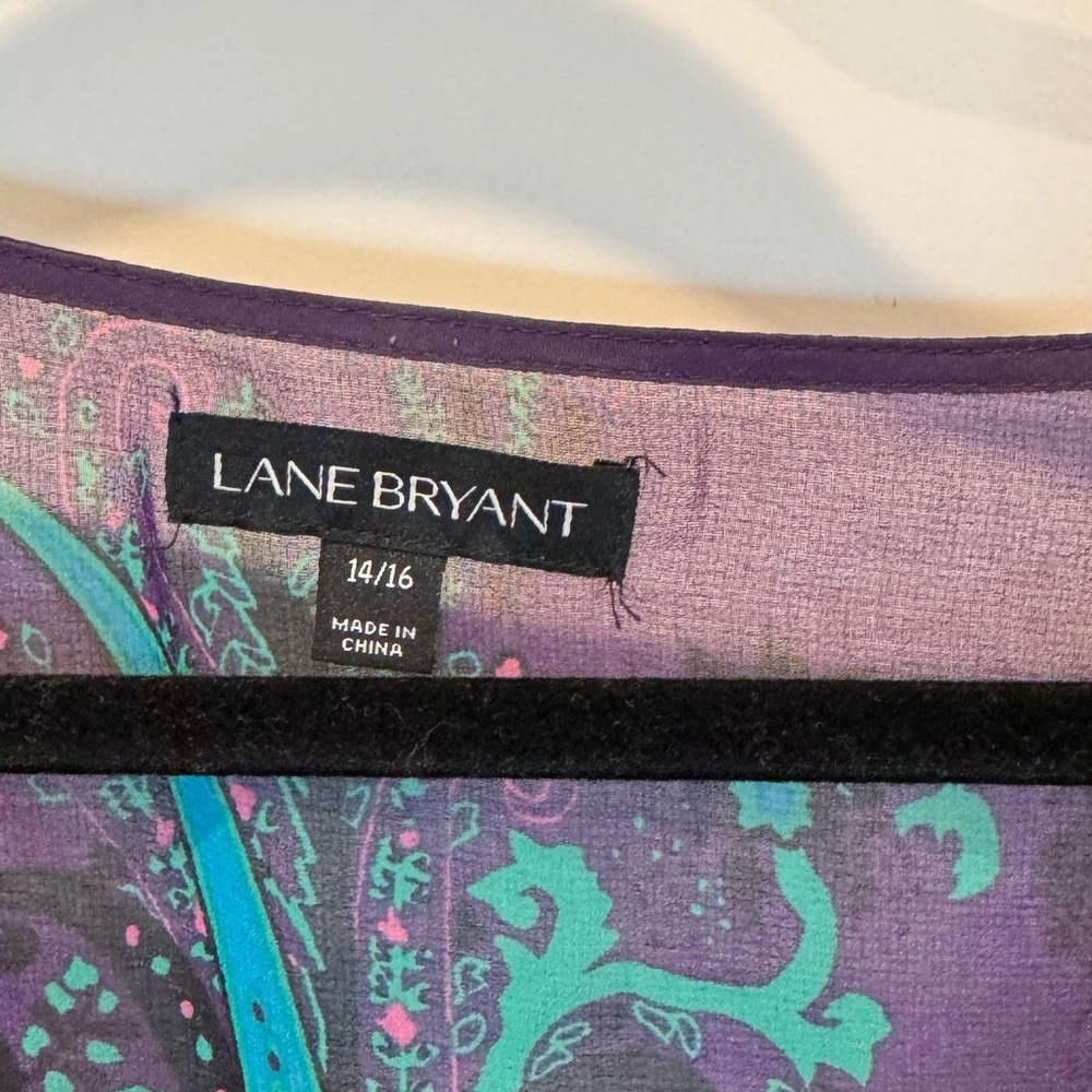 Lane Bryant Multicolor Patterned Top - Picture 2 of 6